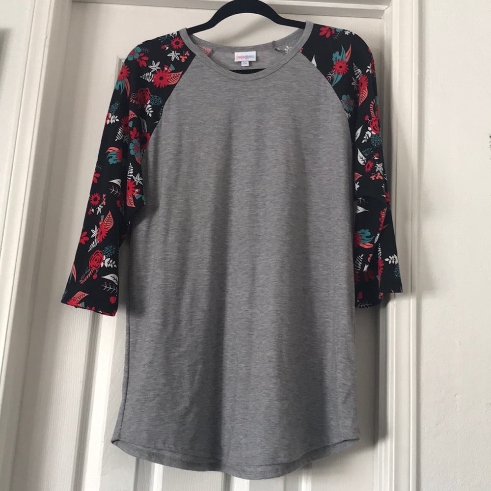 LuLaRoe Randy Tee